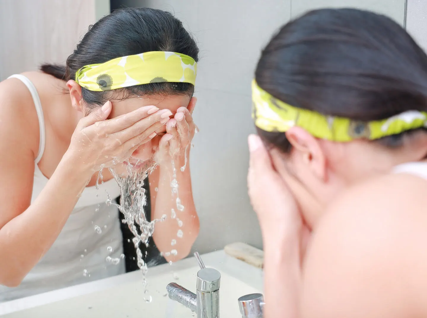 Are Cleansing Balms or Cleansing Oils Better For Removing Waterproof Mascara?
