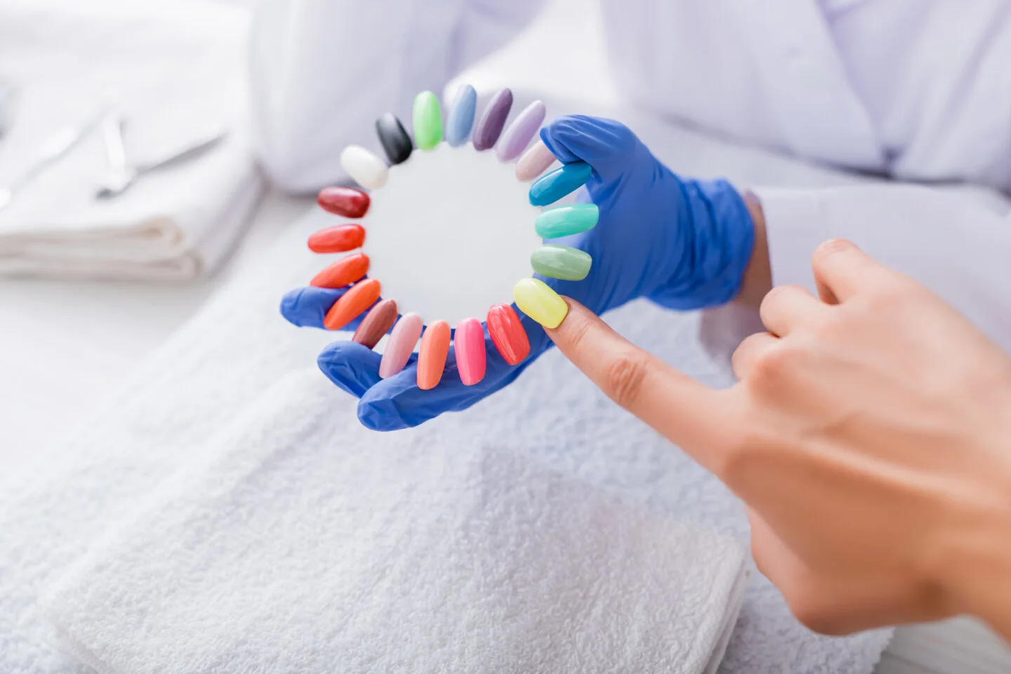 Which Is Best For Your Nails? Gel Polish or Regular Polish?