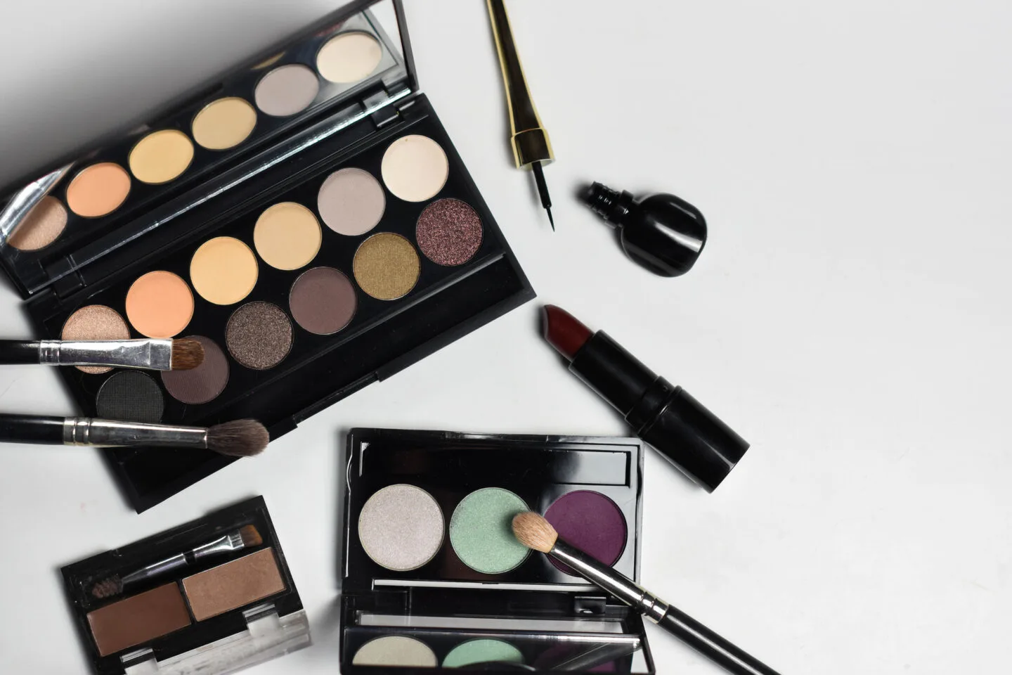 What Can You Do With Expired Eyeshadow Palettes?