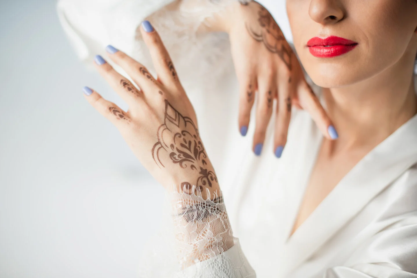 Can You Use Henna In Your Eyebrows?