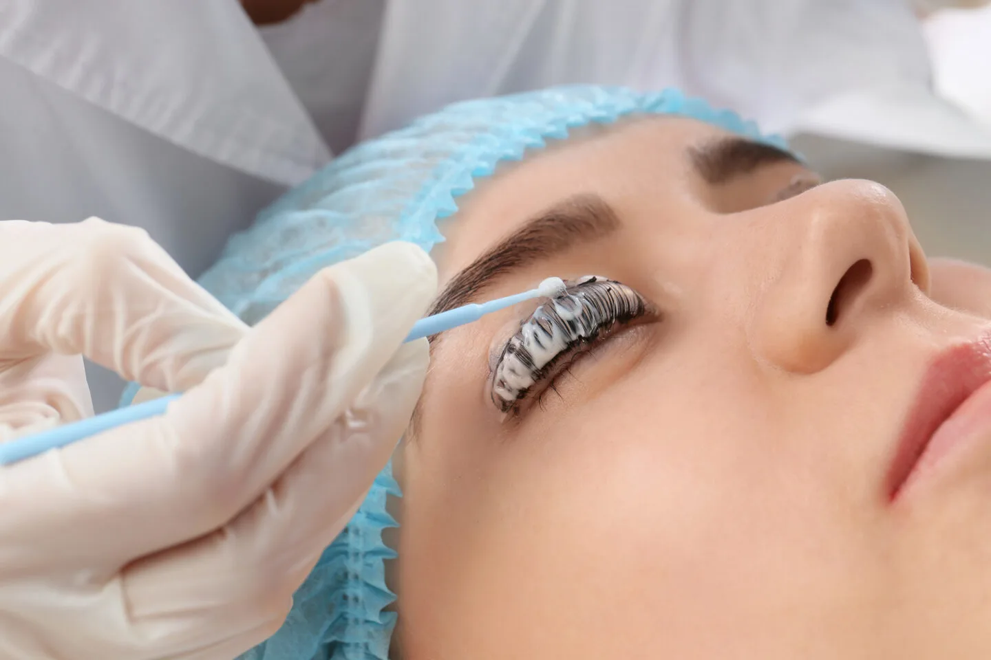 How Long Do Lash Perm Results Last?