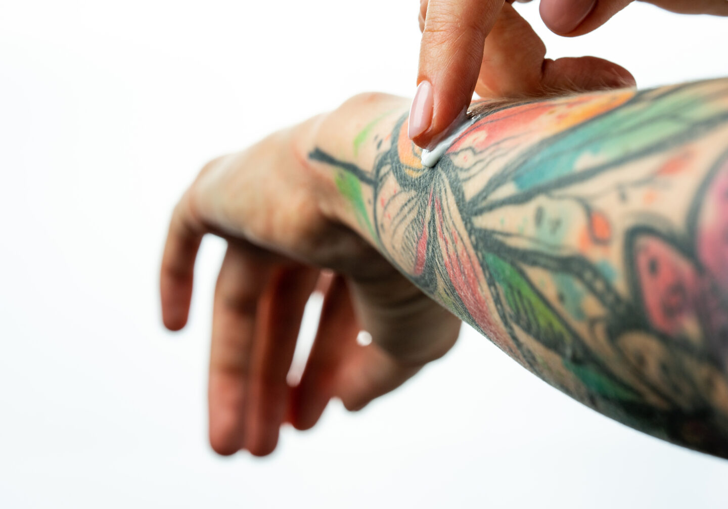 What Happens If You Apply Too Much Aquaphor On Tattoo? (March 2023) What Happens If You Apply Too Much Aquaphor On Tattoo? (March 2023)
