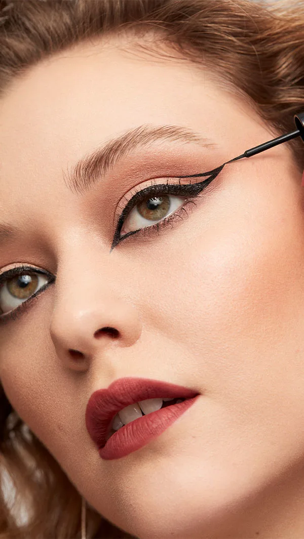 Revlon ColorStay Micro Easy Precision Liquid Liner