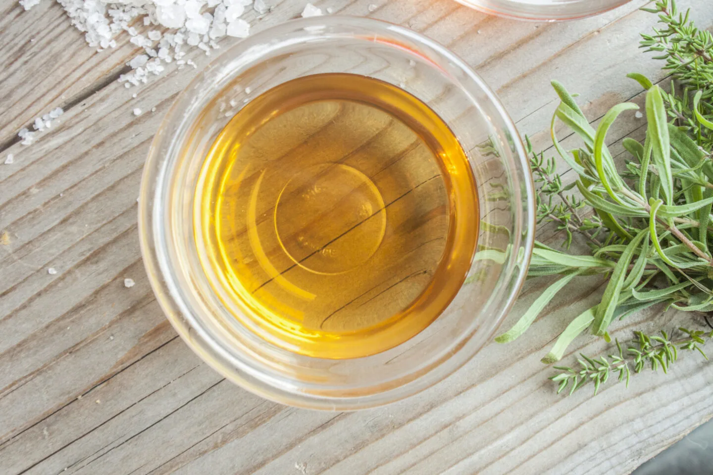 Apple cider vinegar to remove acrylic nails