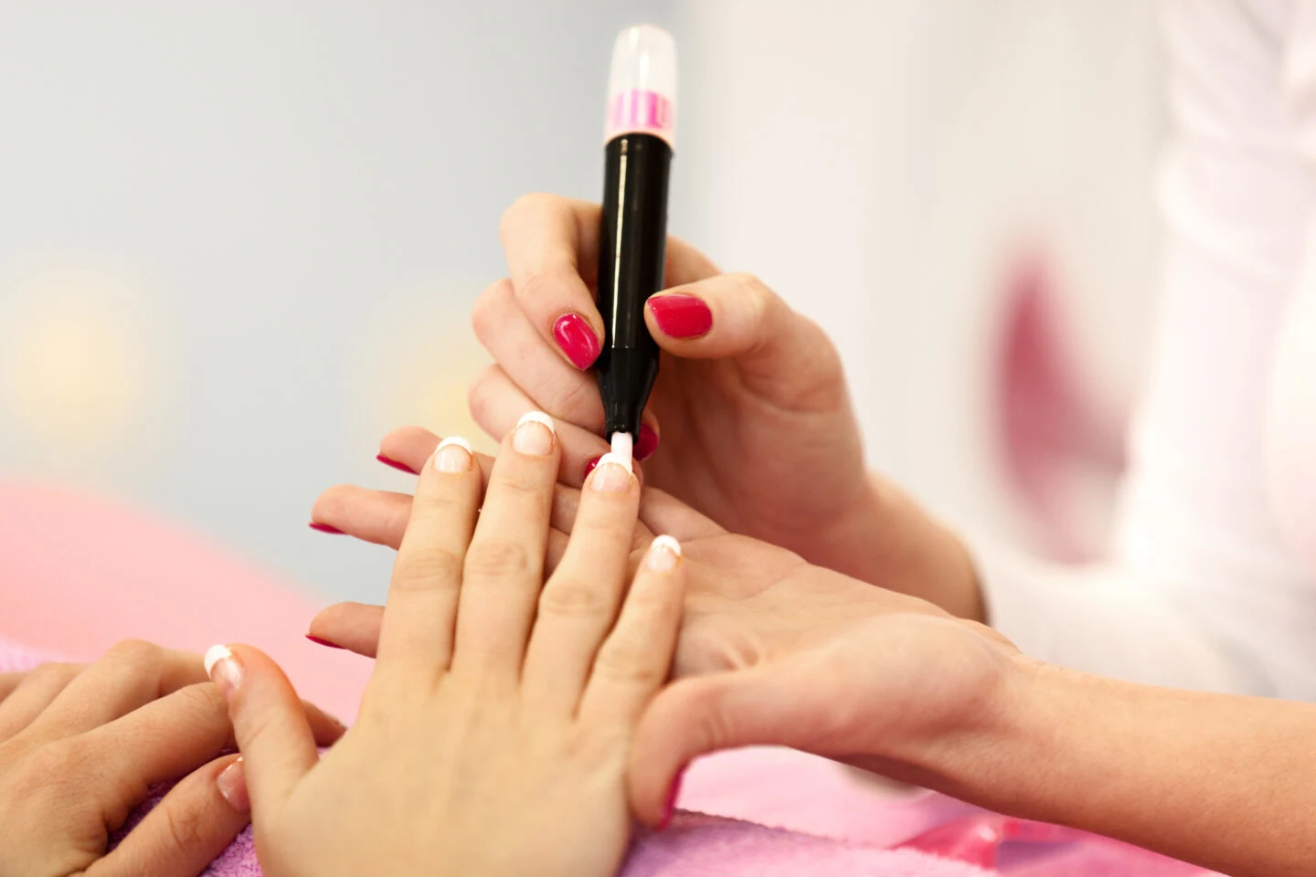 Does Nail Polish Remover Expire? (March 2023) Does Nail Polish Remover Expire? (March 2023)