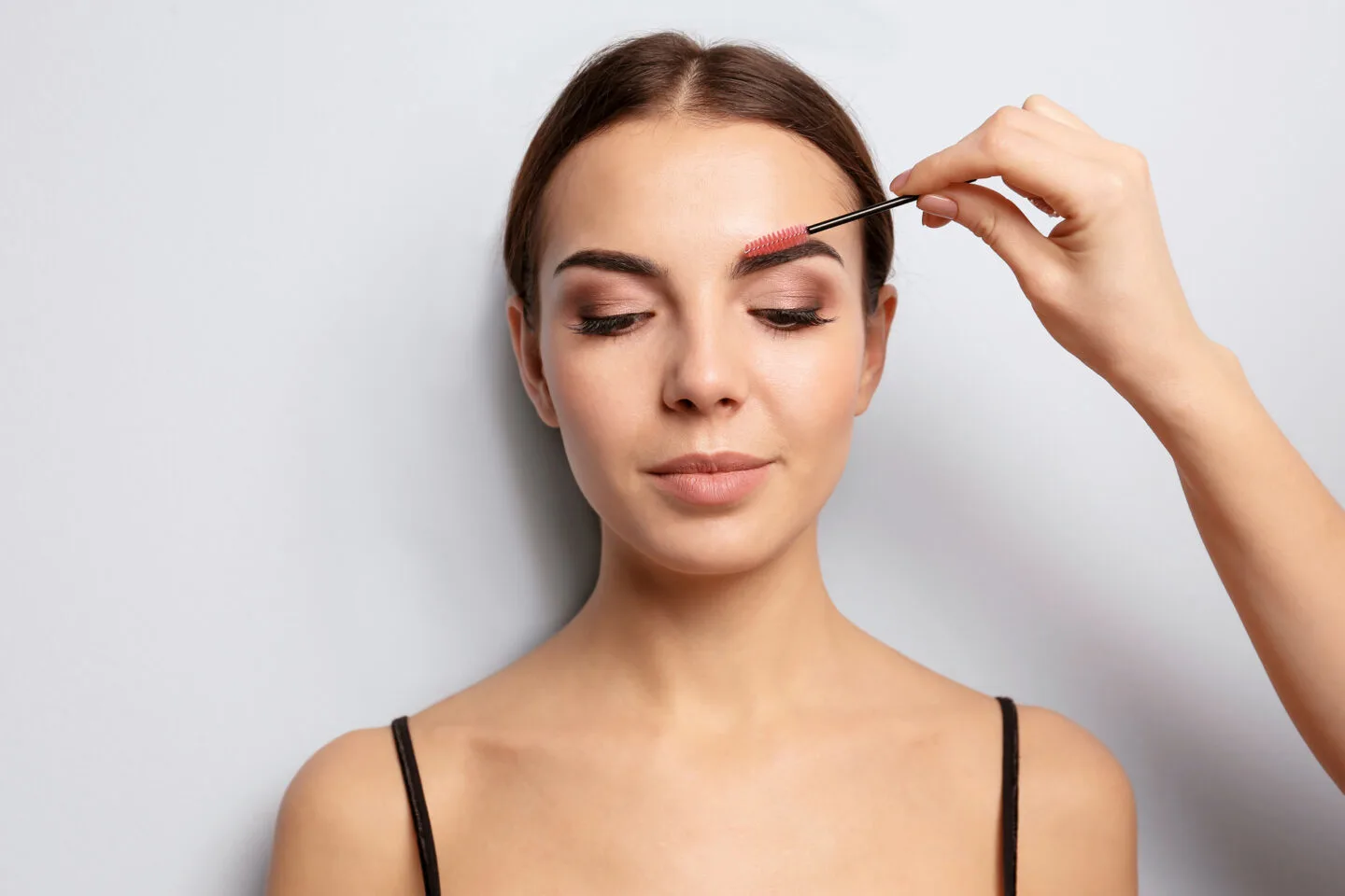 Why Do My Eyebrows Look Uneven On Camera? [Answered]