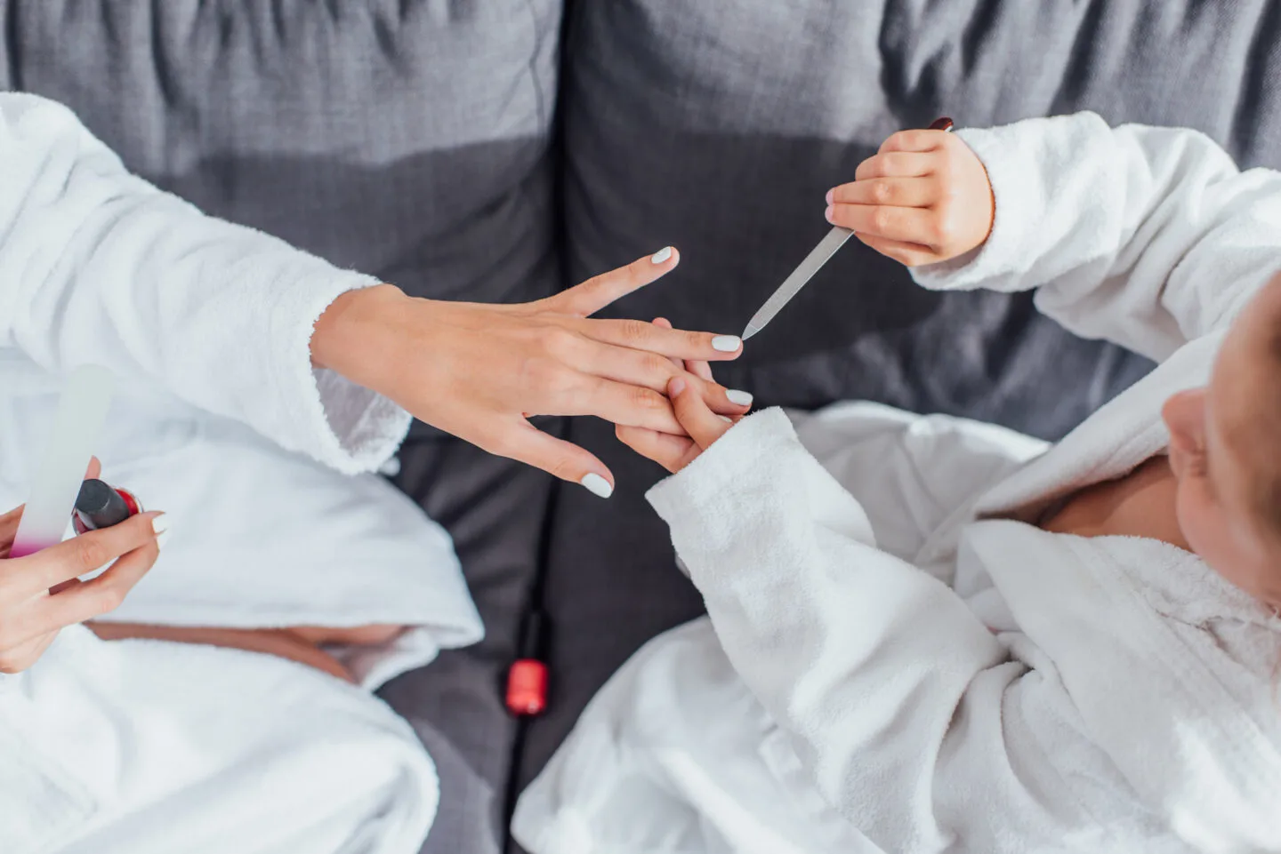If Black Lines Appear On Your Nails, Can They Disappear Without Treatment?