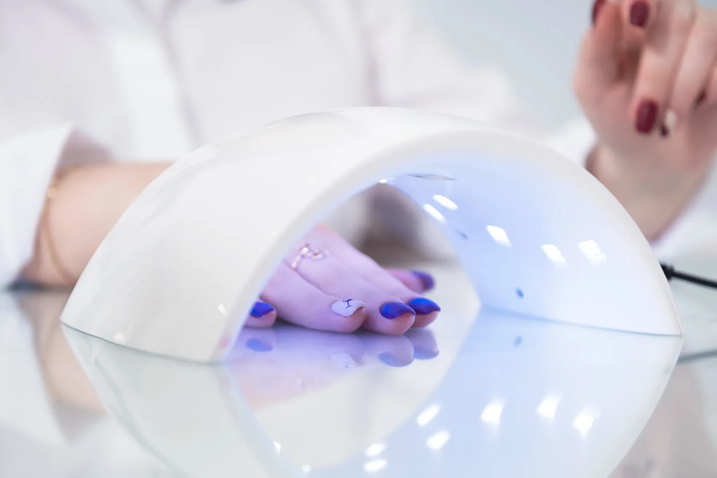 How To Cure Your Gel Polish As Quick As Possible?