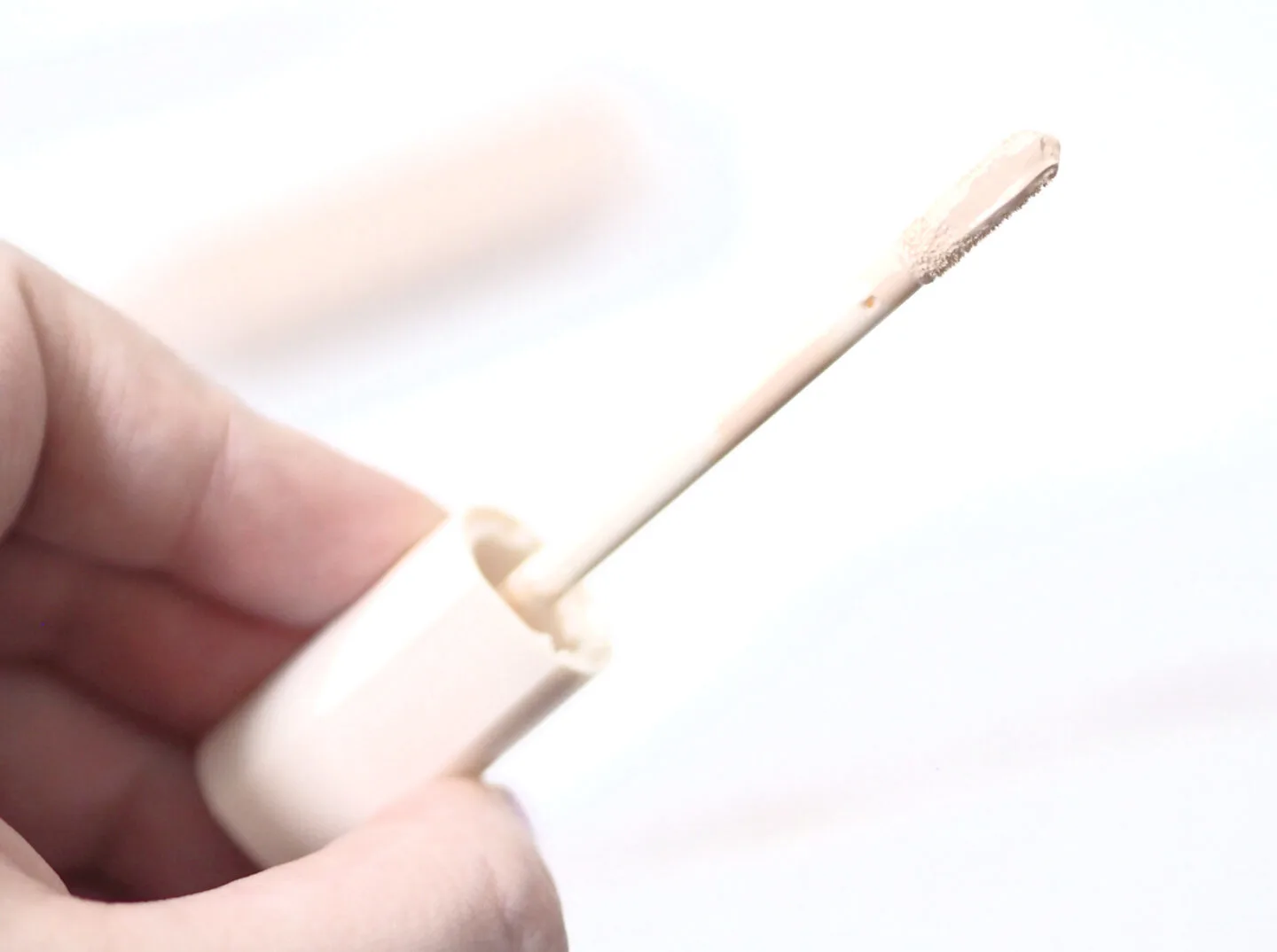 Fenty Beauty Pro Filtr Instant Retouch Concealer
