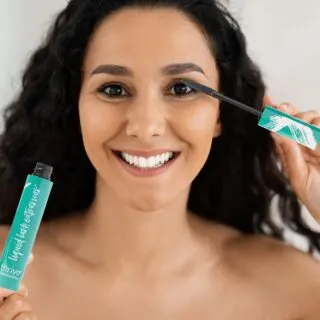How To Remove Thrive Mascara?