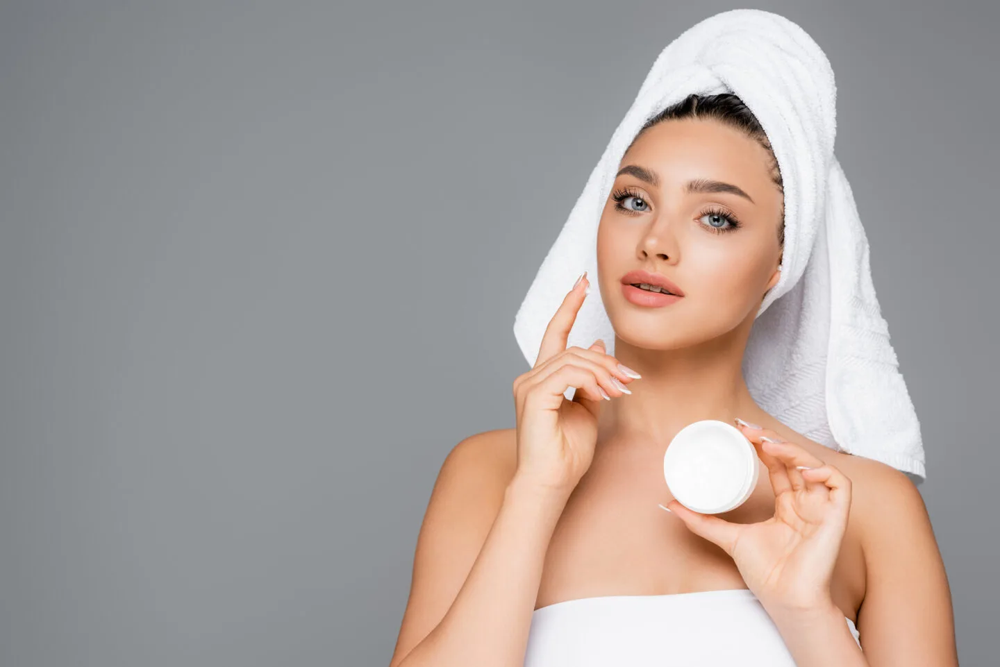What Factors Can Influence How Quickly Moisturizer Absorbs?
