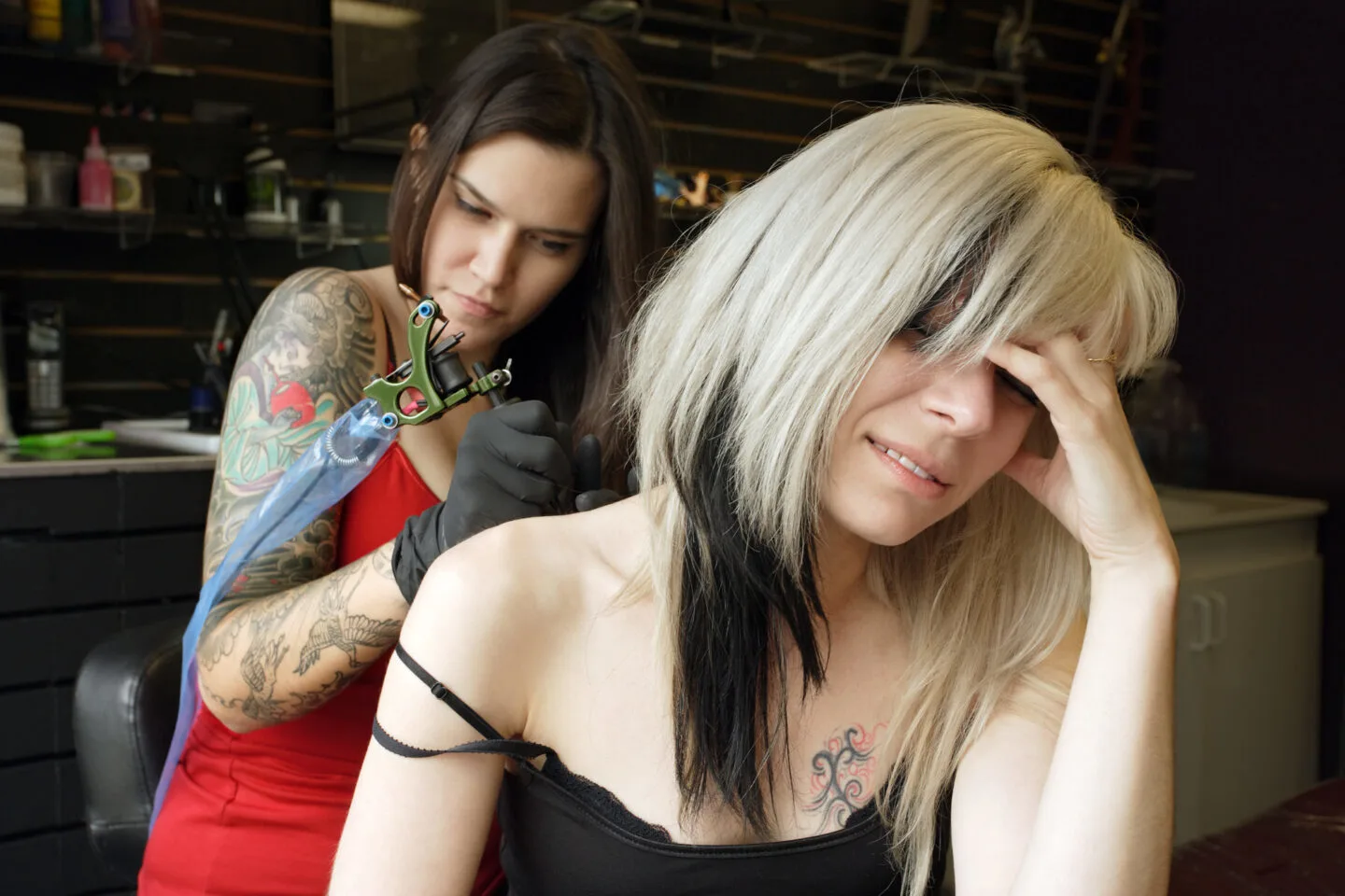 Se puede poner vaselina en un tatuaje? [Vaselina para el cuidado posterior del tatuaje] 2023