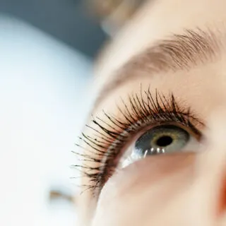 Does Vaseline Make Your Eyelashes Fall Out?
