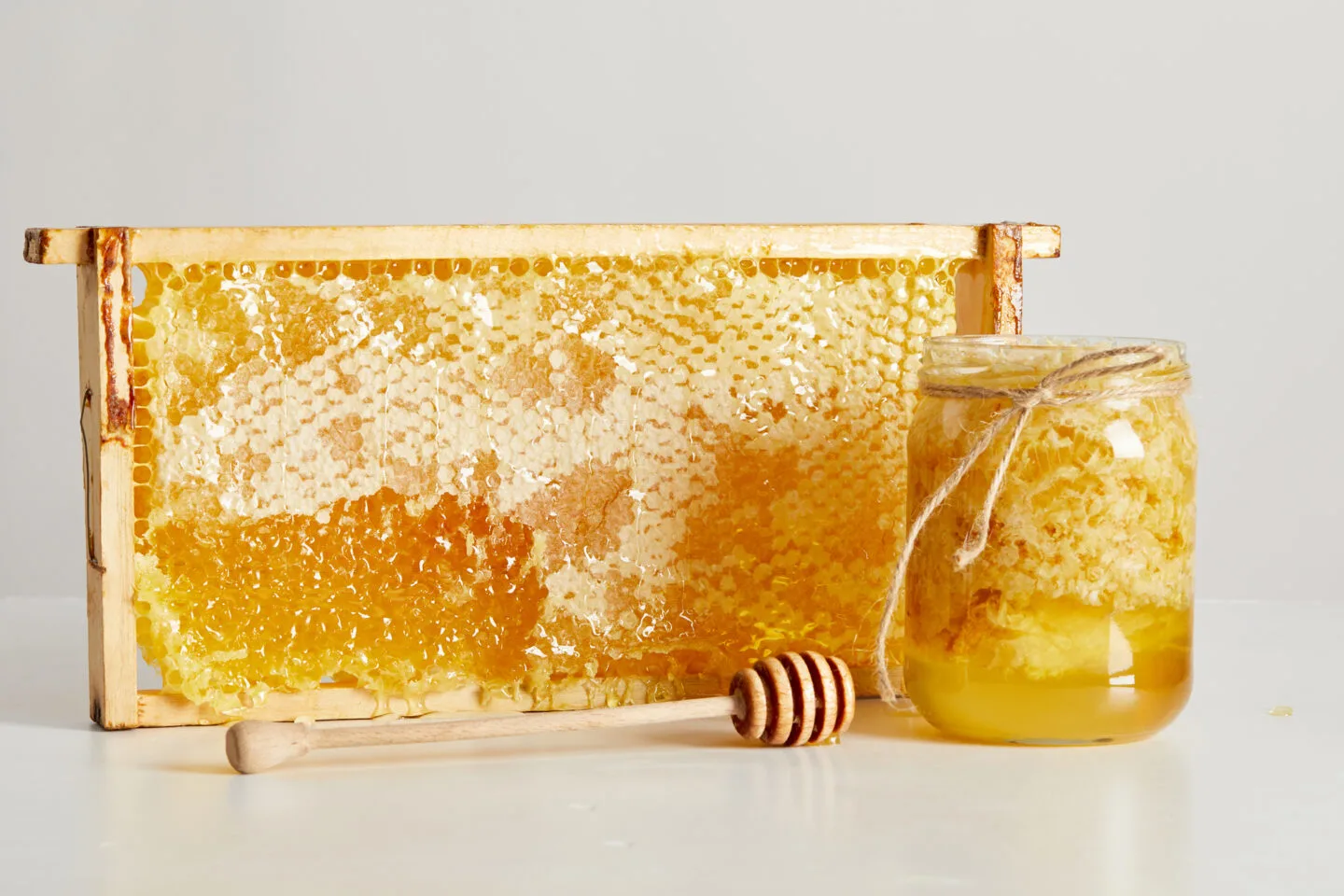 What Are The Different Types Of Beeswax?