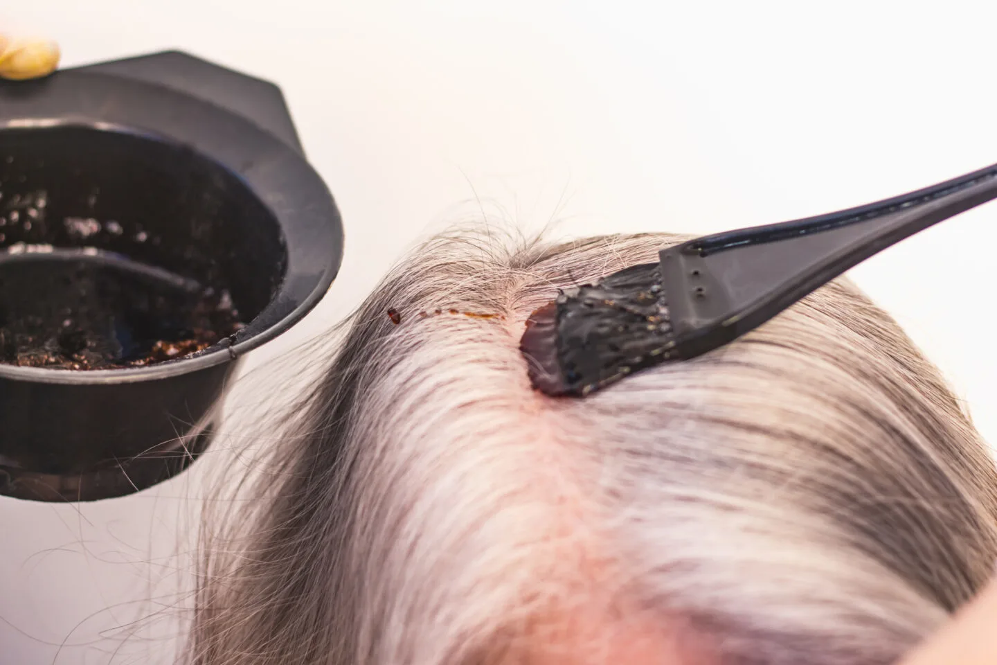What Happens If You Put Blonde Dye On Grey Hair? 1 What Happens If You Put Blonde Dye On Grey Hair?