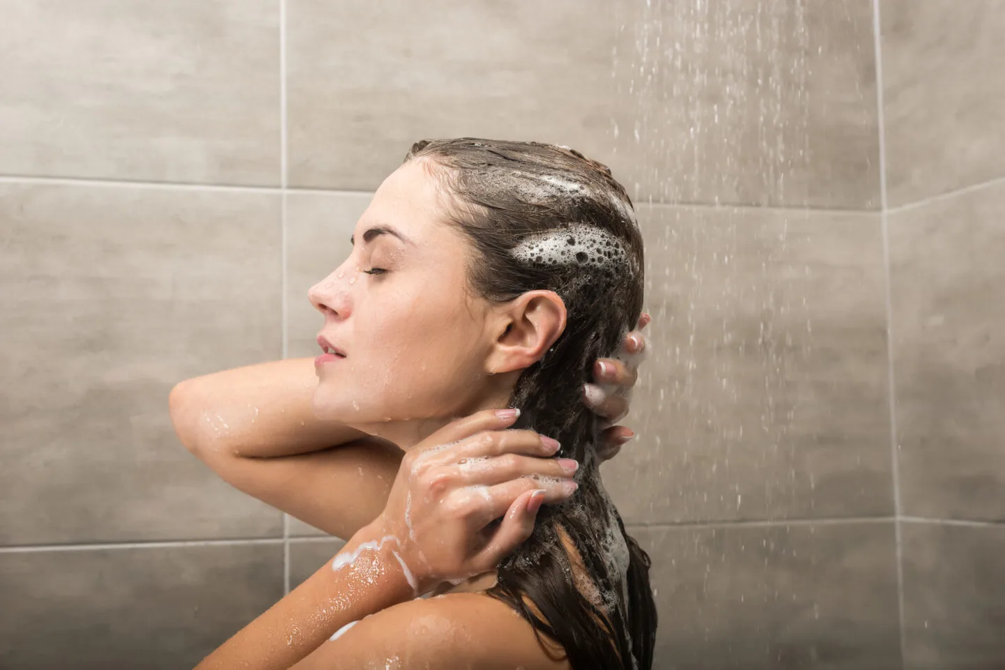 Which Shampoo Ingredients Should You Avoid, If You're Worried About Hair Loss?