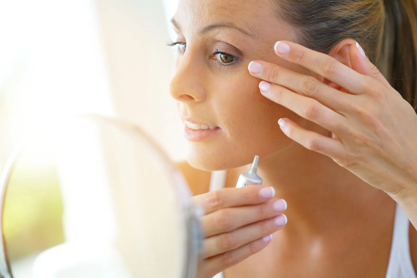 Common Lifestyle Factors that Contribute To Wrinkles