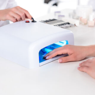 How Long to Cure Gel Nails with UV Light?