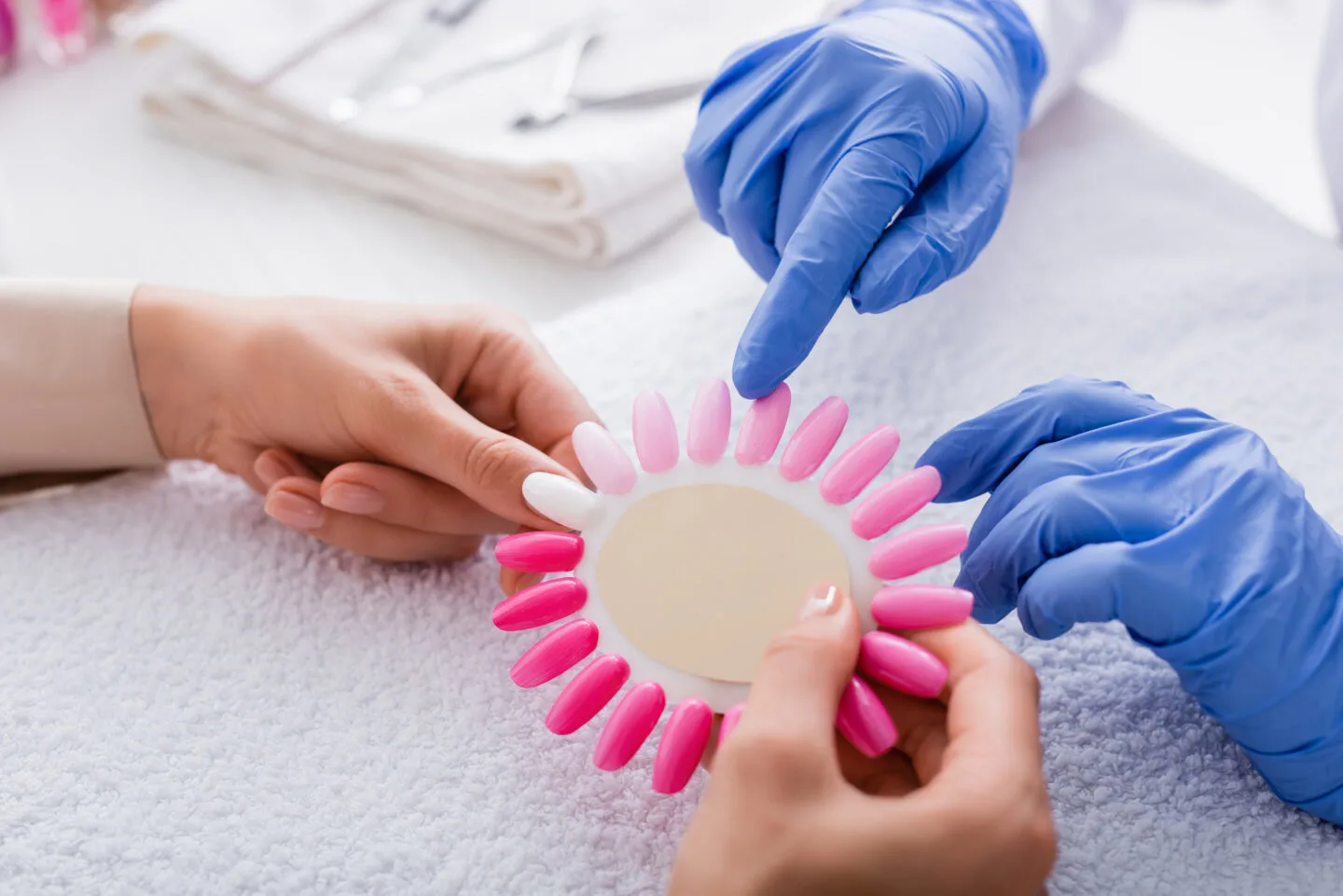 Apply the Press On Nails Correctly