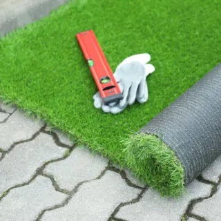What Makes Artificial Grass a Smart Choice for Year Round Greenery